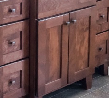 Refacing Kitchen Cabinets Cleveland, OH